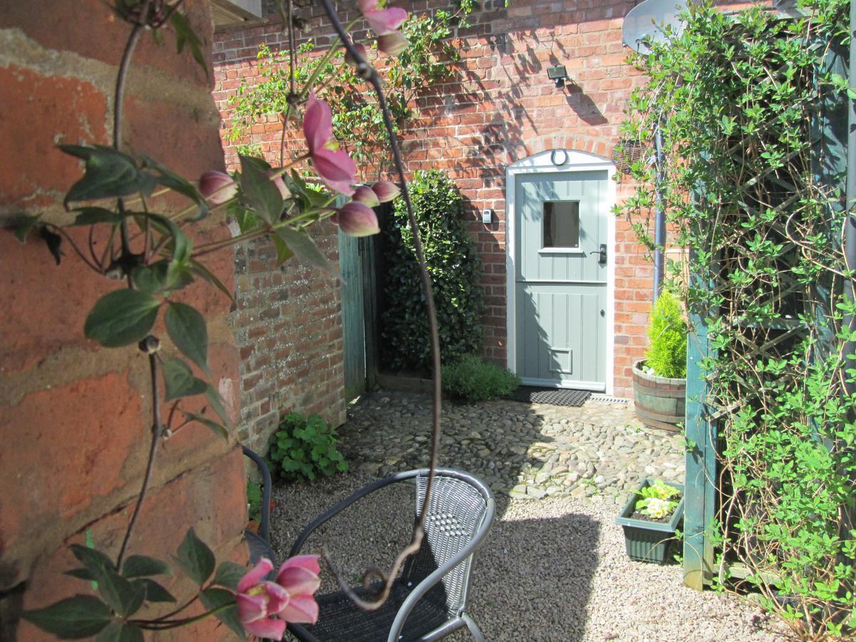Borrowers Cottage Condover Exteriör bild